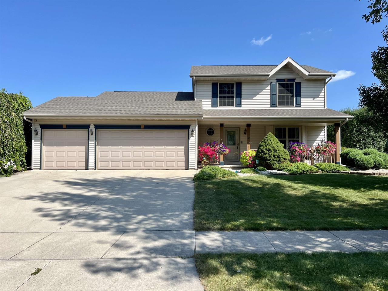 Crowfoot Ave, Fond Du Lac, WI 54935