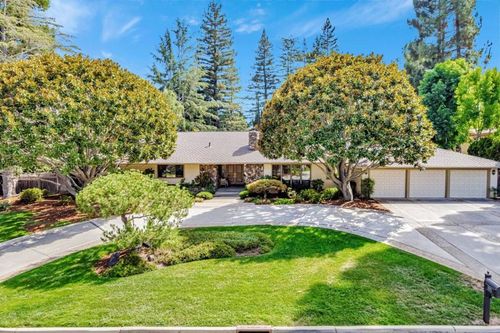 19680 Versailles Way, Saratoga, CA, 95070-5554 | Card Image