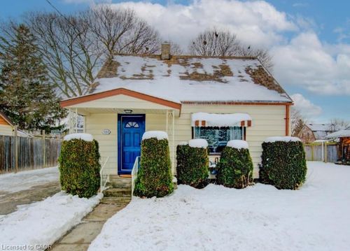 530 Garden St, Cambridge, ON, N3H4E3 | Card Image