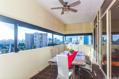 ph2-1330 Heulu Street, Honolulu, HI, 96822 | Card Image