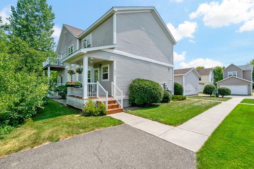 2935 Hemingway Dr, Chaska, MN, 55318-1157 | Card Image
