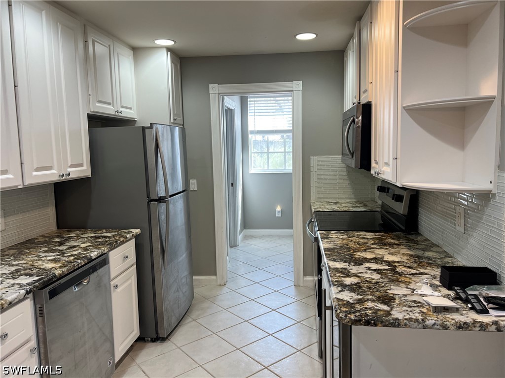 Residential Lease in Naples 5
