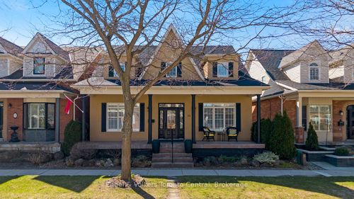 33 Callary Cres, Collingwood, ON, L9Y4X9 | Card Image