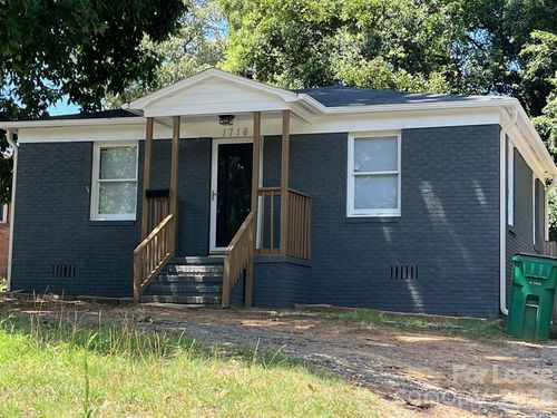1716 Catherine Simmons Ave, Charlotte, NC, 28216-4729 | Card Image
