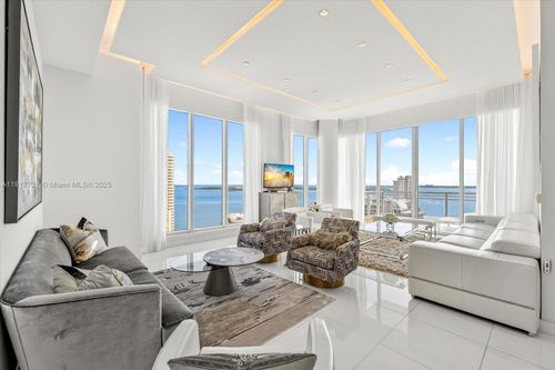 apt-2304-900 Brickell Key Blvd, Miami, FL, 33131-3751 | Card Image
