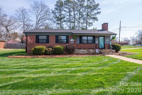 627 Tina Dr, Shelby, NC, 28152-6339 | Card Image