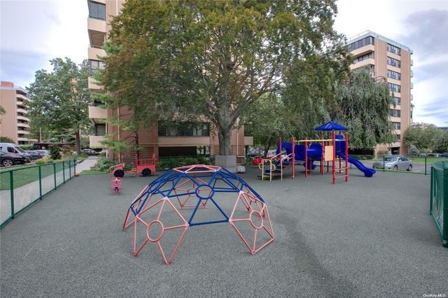 Playground | Image 28