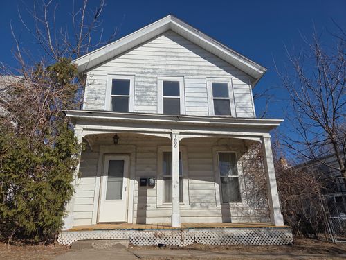 1608 E 12th St, Davenport, IA, 52803-3802 | Card Image