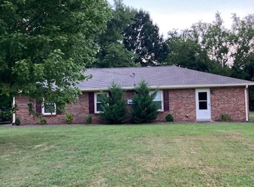 735 Trail Dr, Gallatin, TN, 37066-2645 | Card Image