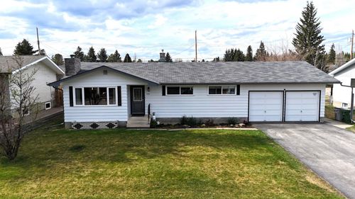 4230 5 Ave, Edson, AB, T7E1A5 | Card Image