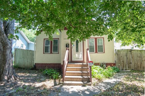 3426 Queen Avenue N, Minneapolis, MN, 55412 | Card Image