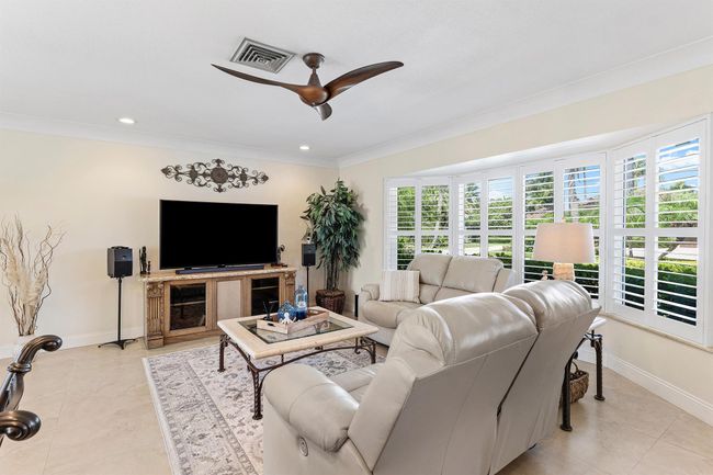4220 Ne 24 Th Ave, House other with 3 bedrooms, 2 bathrooms and null parking in Lighthouse Point FL | Image 19