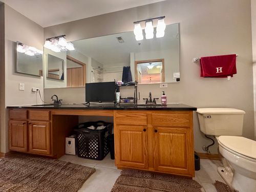 unit-104-3135 Town Square Dr, Rolling Meadows, IL, 60008-2674 | Card Image