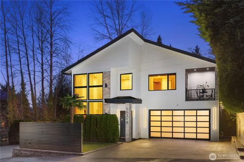 11210 Se 74th St, Newcastle, WA, 98056-1041 | Card Image