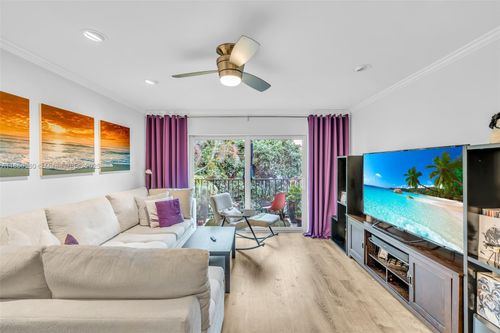 apt-e14-805 W Oakland Park Blvd, Wilton Manors, FL, 33311-1775 | Card Image