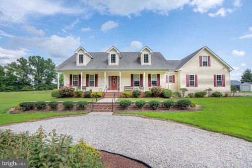 1211 Dexter Corner Rd, TOWNSEND, DE, 19734-9660 | Card Image