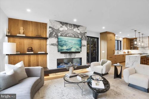 apt-a-130 N Main St, New Hope, PA, 18938-1376 | Card Image