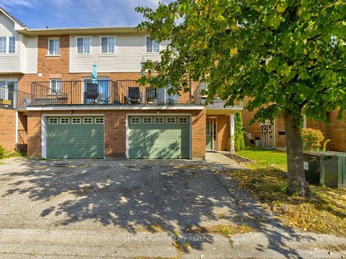 24-250 Ainslie St S, Cambridge, ON, N1R8P8 | Card Image