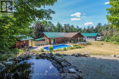 891 County Road, Trent Lakes, ON, K0M1A0 | Card Image