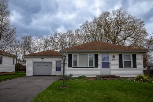 379 Norran Dr, Irondequoit, NY, 14609-1003 | Card Image