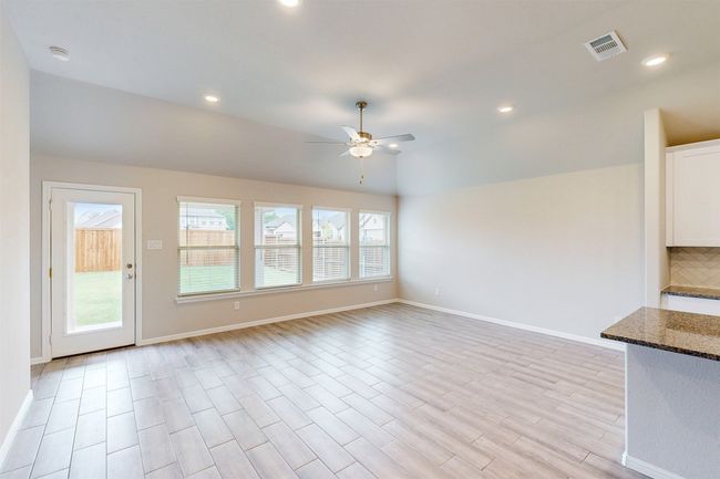 1106 Linwood Dr, House other with 4 bedrooms, 2 bathrooms and null parking in Justin TX | Image 24