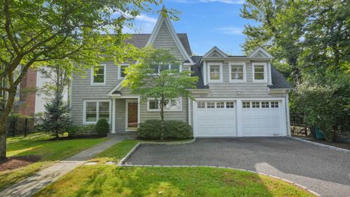 5 Wakeman Rd, Darien, CT, 06820-3628 | Card Image