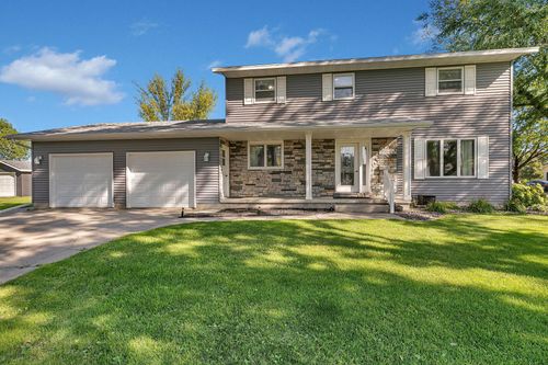 706 7th Ave Nw, Clara City, MN, 56222-1238 | Card Image