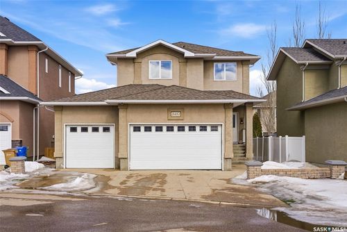 2451 Linner Bay, Regina, SK, S4V1K3 | Card Image