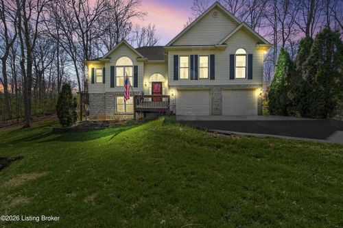3008 Haney Dr, La Grange, KY, 40031-9464 | Card Image