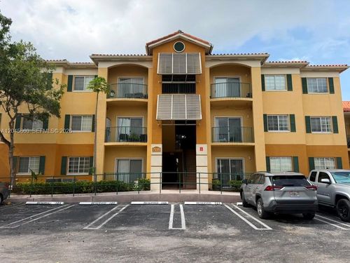 105-7220 Nw 114th Ave, Doral, FL, 33178-5562 | Card Image