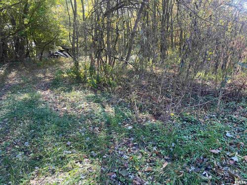 400 W Cross St, Kinmundy, IL, 62854-2500 | Card Image