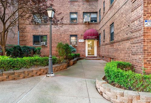apt-3c-102 67th Rd, Forest Hills, NY, 11375-2654 | Card Image