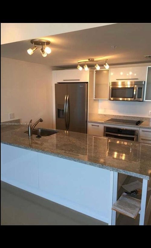 apt-2505-185 Sw 7th St, Miami, FL, 33130-2976 | Card Image