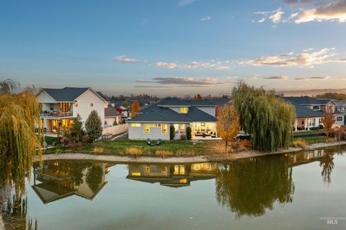 1185 N Seven Golds Pl, Eagle, ID, 83616-7364 | Card Image