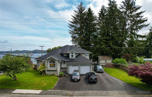 7085 Shorncliffe Ave, Port Hardy, BC, V0N2P0 | Card Image