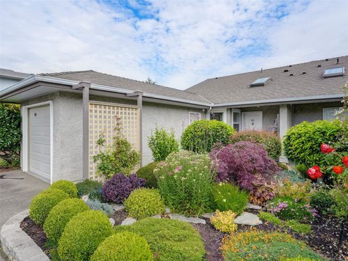 80-2135 Amelia Ave, Sidney, BC, V8L5V7 | Card Image
