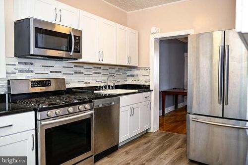 744 E 36th St, BALTIMORE, MD, 21218-2529 | Card Image
