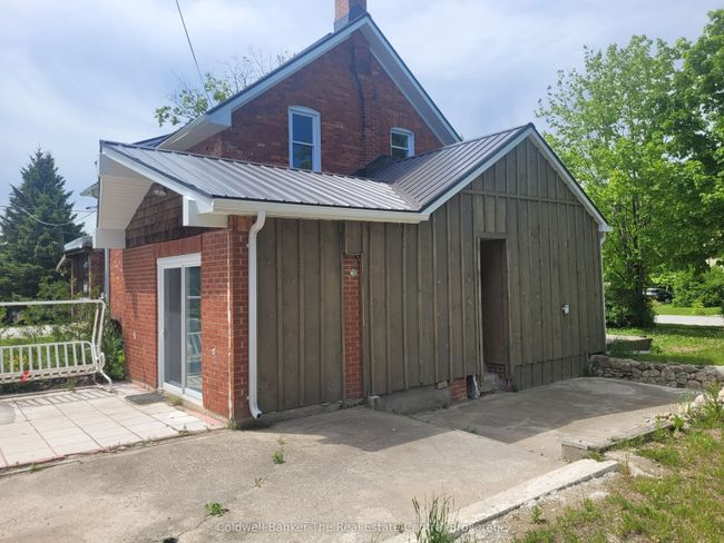 24 Elizabeth St W, House other with 3 bedrooms, 2 bathrooms and 4 parking in Creemore ON | Image 4