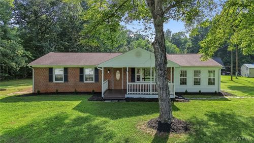 285 Winfrey Inez Rd, Dillwyn, VA, 23936-2820 | Card Image