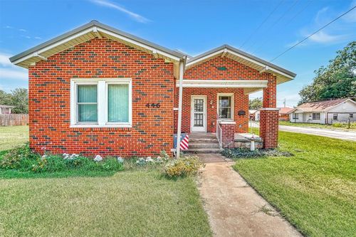 446 W Jefferson St, Mangum, OK, 73554-4059 | Card Image