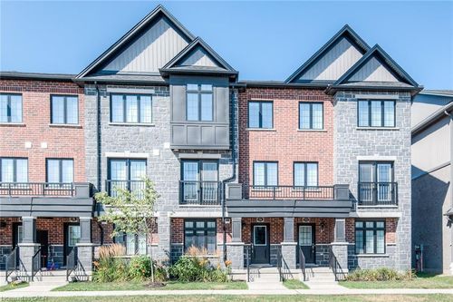 174 S Creek Dr, Kitchener, ON, N2P0J5 | Card Image