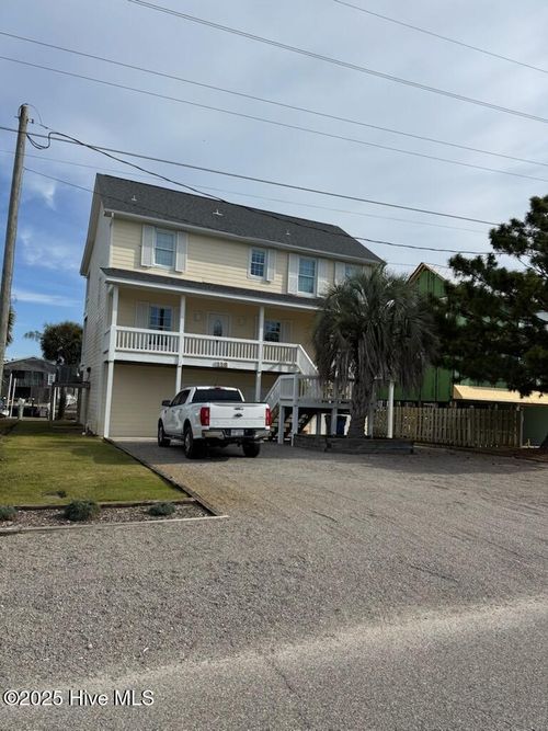 118 Godwin Ave, Topsail Beach, NC, 28445-7043 | Card Image