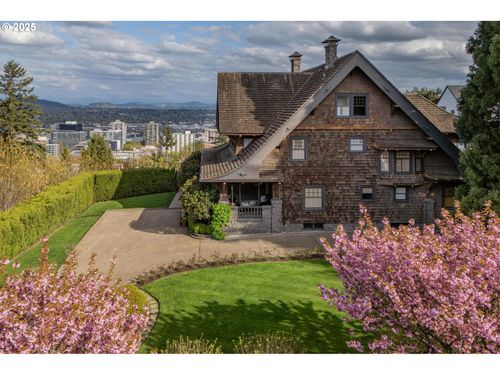 1960 Sw 16th Ave, Portland, OR, 97201-2520 | Card Image