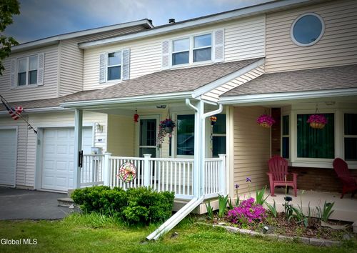 137 Country Estates Rd, Greenville, NY, 12083-3403 | Card Image