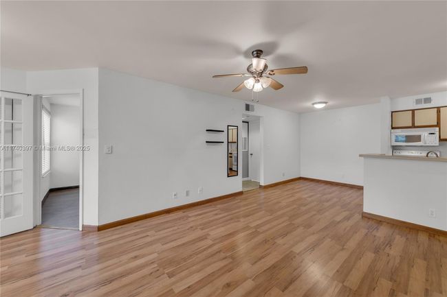 APT-1103 - 2736 University Dr, Condo with 1 bedrooms, 1 bathrooms and null parking in Davie FL | Image 20