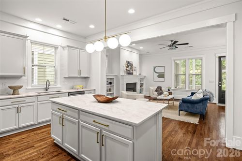 1431 Tippah Park Ct, Charlotte, NC, 28205-3676 | Card Image