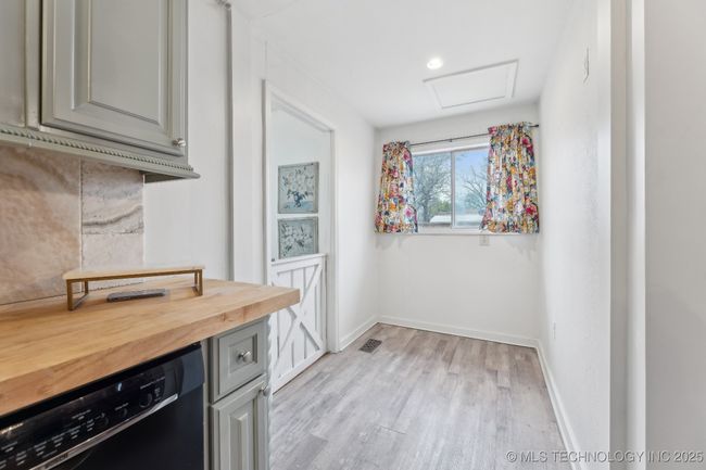 726 E Walnut St, House other with 2 bedrooms, 1 bathrooms and null parking in Cushing OK | Image 13