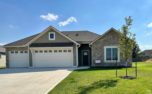 325 Northwick Ct, Eudora, KS, 66025-5500 | Card Image