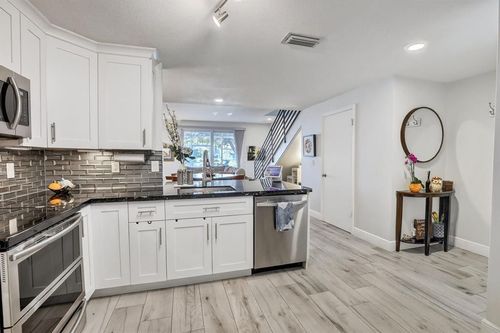 1291 Sorrento Dr, Weston, FL, 33326-4515 | Card Image