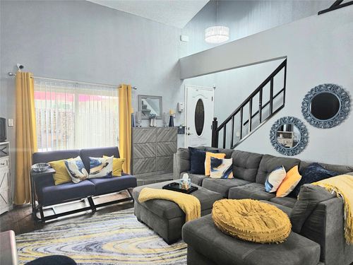 3566 Ocee St, Houston, TX, 77063-5443 | Card Image